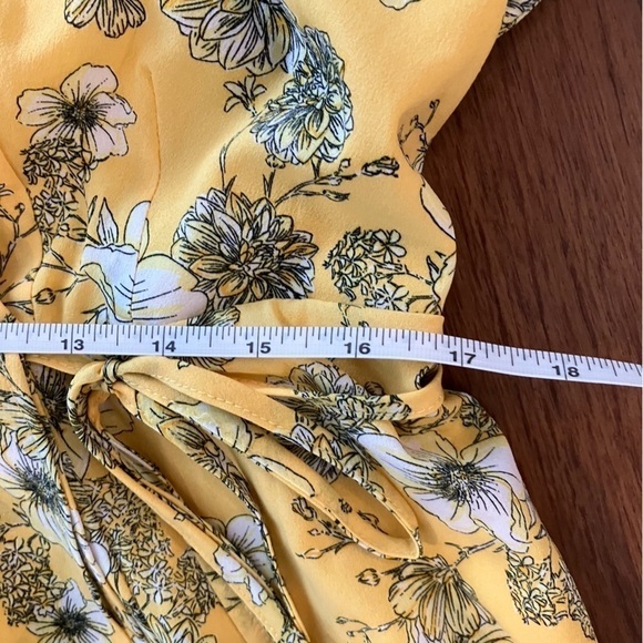 Torrid Faux Wrap Yellow Floral Dress (Size 10) - Picture 11 of 12
